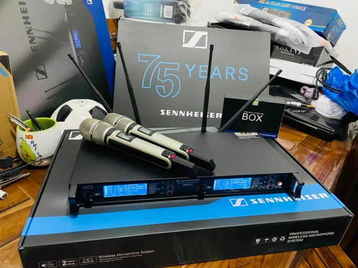 Sennheiser%20SKM%209000%20Dual%20Channel%20Wireless%20Microphone%20-%20Image%202