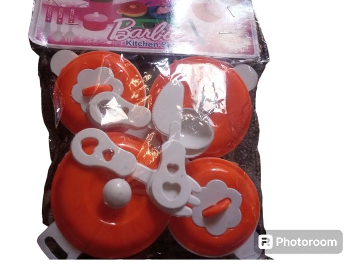 Barbie%20Kitchen%20Set%208%20Pcs%20Cookware%20Toy%20For%20Kids%20Girls%20-%204%20Pcs%20Plastic%20Cooking%20Pots%20With%204%20Pcs%20Plastic%20Cuterly%20-%20Approx.%204%20Inch%20-%20Pink%20-%20Image%208