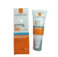 la roche posay sunblock anthelios Uvmune 400 50+. 