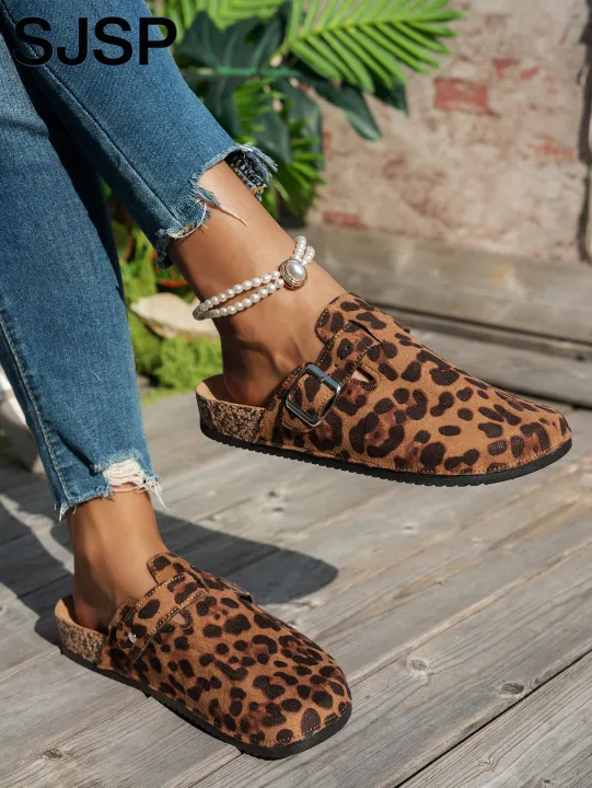 2025%20New%20Women's%20Casual%20Autumn%20and%20Winter%20Outdoor%20Activity%20Shoes%20with%20Animal%20Prints,%20Leopard%20Print,%20Cow%20Print,%20New%20Mule%20Shoes,%20Slip-On%20Slippers,%20Outdoor%20Flat%20Beach%20Shoes,%20Trendy%20Fashion%20Animal%20Print%20Cow%20Print%20Leopard%20Print%20Cork%20Sole%20Sandals%20Suitable%20fo...%20-%20Image%203