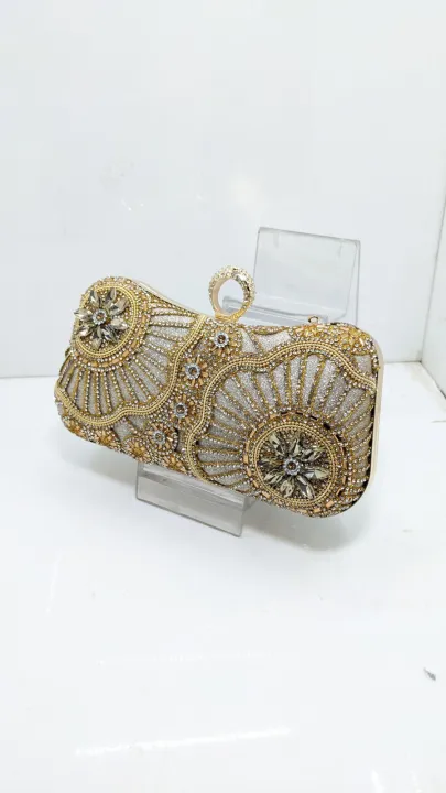 Nag%20bridal%20for%20Girls%20use%20on%20wedding%20clutch%20-%20Image%205