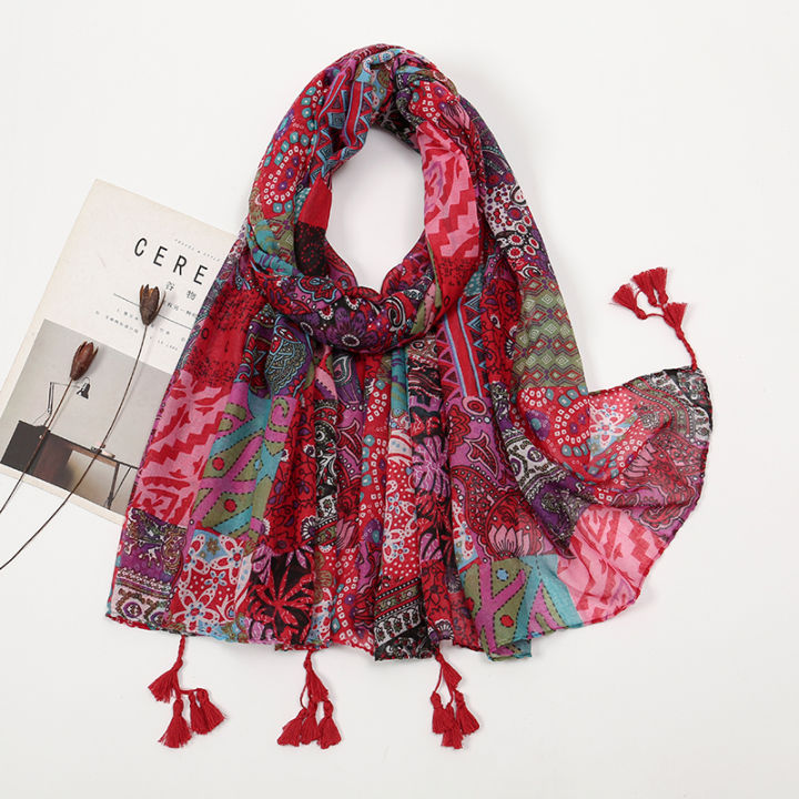Elegant%20Floral%20Printed%20Hijab%20Cotton%20Viscose%20Tassel%20Shawl%20For%20Woman%20Fashion%20Beach%20Long%20Scarf%20Ladies%20Flower%20Headscarf%20185*100cm%20-%20Image%203