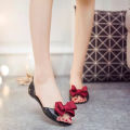 Women Fahsion Light Weight Anti Skid Beach Peep Toe Flat Shoes Lady Casual Jelly Bow Ite Flats Zapatos De Mujer Cute Shoes A152. 