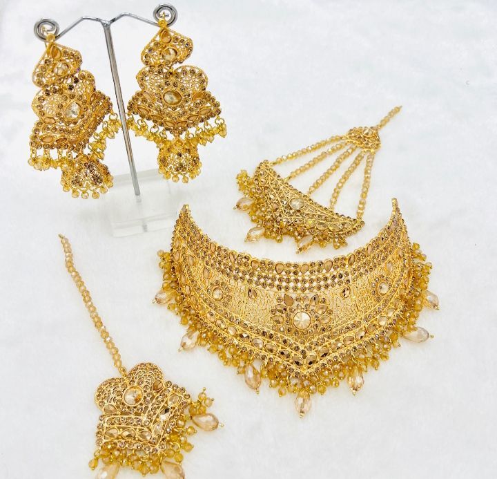Bridal%20Jewellery%20Set%20-%20Image%203