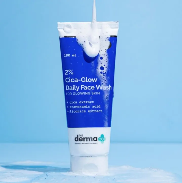 The%20Derma%20Co%202%25%20Cica-Glow%20Daily%20Face%20Wash%20with%20Tranexamic%20Acid%20&%20Licorice%20Extract%20100%20ml%20-%20Image%202