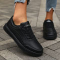2025 Fashion Women's Black Sneakers Stylish Low Top Design Comfortable Lace Up Fit Versatile Casual Shoe Trendy Fashion Footwear. 