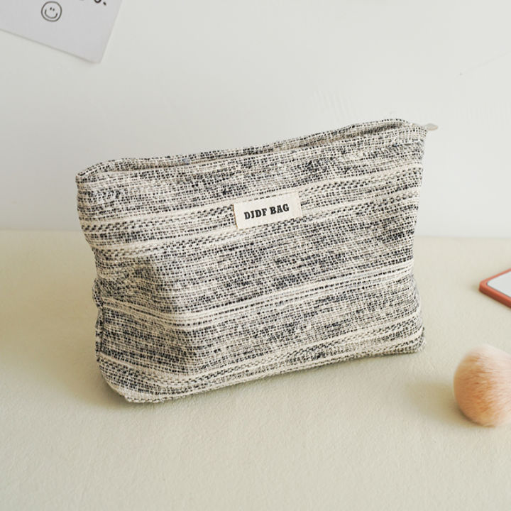 DJDF%20Large%20Capacity%20Women's%20Cosmetic%20Bag,%20Black%20&%20White%20Sketch%20Line,%20Canvas%20Skincare%20Organizer,%20Portable%20Travel%20Toiletry%20Bag%20-%20Image%208