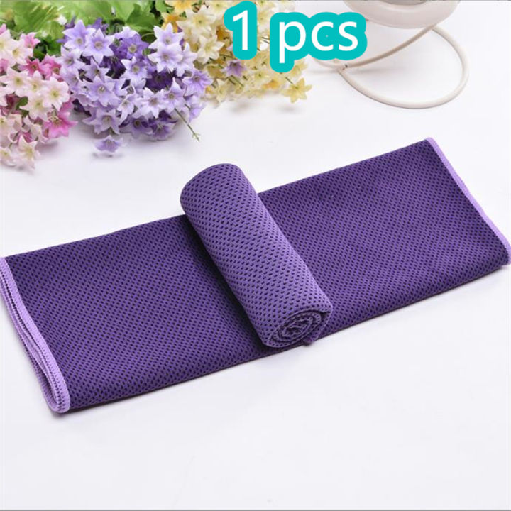 1-10pcs%20Cooling%20Towel%20Instant%20Relief%20Microfiber%20Cool%20Towels%20Chilling%20Neck%20Wrap%20Ice%20Cold%20Rags%20Sports%20Fitness%20Camping%20Hiking%20-%20Image%207