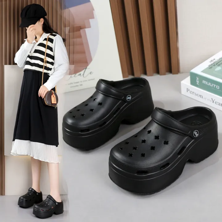 9CM%20Thick%20Women's%20Sandals%202024%20New%20Summer%20Slippers%20High%20Heel%20Soft%20Sole%20Beach%20Garden%20Shoes%20Outdoor%20Waterproof%20Women's%20Hole%20Shoes%20-%20Image%202