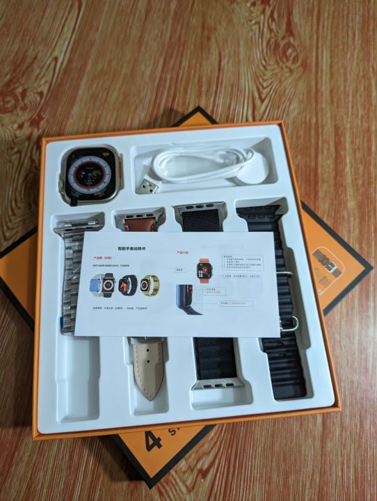 H10%20Ultra%20Max%20Smartwatch%20with%204%20Watch%20Straps%20-%20Image%207