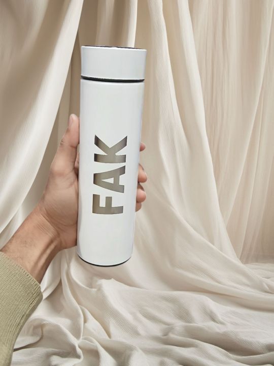 Temprature%20Bottle%20with%20Name%20Printing.%20Customized%20LED%20Smart%20Water%20Bottle%20%7C%20Digital%20Thermos%20With%20Temperature%20Display.%20%0A%0ABlack,%20White,%20Pink,%20Red,%20Blue.%20Vacuum%20Thermos%20Flask,%20%20Name%20engraving%20on%20bottle,%20Hot%20Cool%20Bottles.%20Best%20Bottle,%20Flask,%20Name%20written%20Bottle%20-%20Image%205