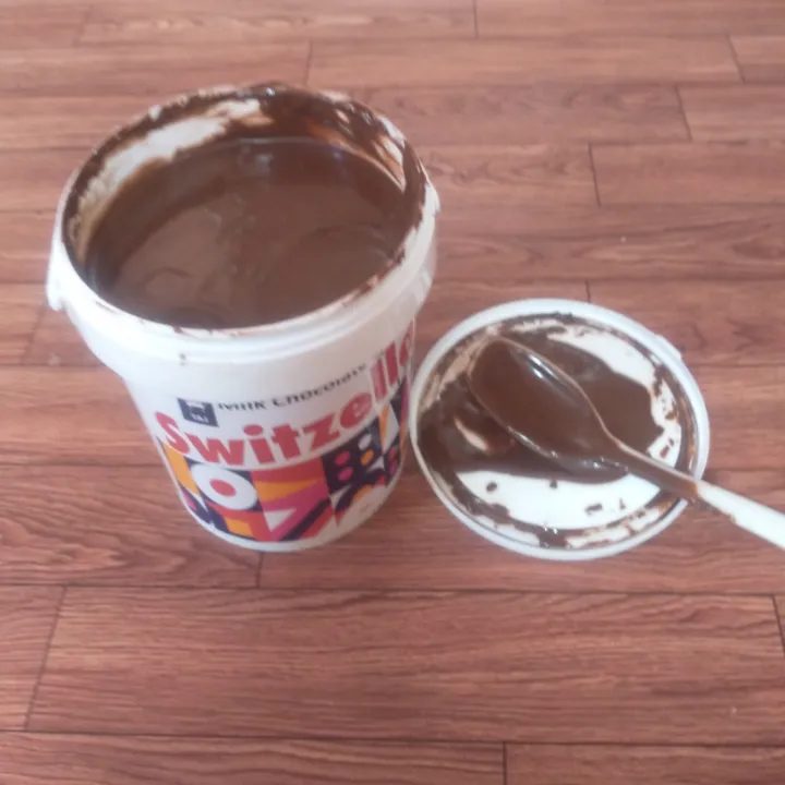 chocolate%20spread%20switzeela%20%7C%202%20pack%20of%201.2%20kg%20-%20Image%204