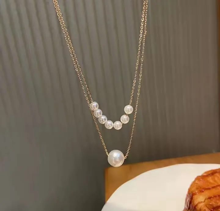 Pearl%20Double%20Layer%20Clavicle%20Chain%20Necklace%20-%20Image%202