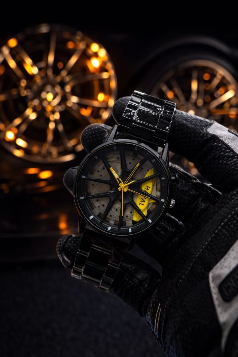 Wheel%20Style%20Sports%20Car%20Rim%20Watch%20for%20Men%20%7C%20Luxury%20Alloy%20Dial%20Design%20(Non-Rotating)%20with%20Stainless%20Steel%20&%20Leather%20Straps%20%E2%80%93%20Creative%20Fashion%20Watch%20for%20Boys%20&%20Men%20in%20Pakistan%20-%20Image%205