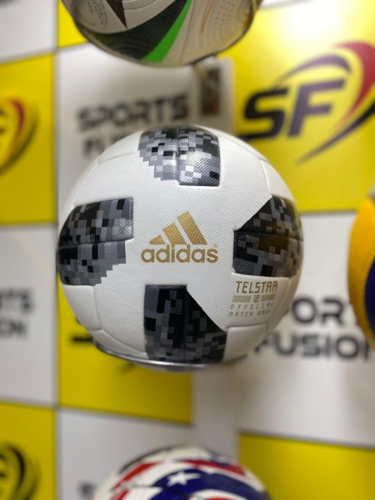 Adidas%20Telstar%2018%20Official%20Size%205%20Football%20%E2%80%93%20FIFA%20World%20Cup%20Design%20%7C%20Indoor%20&%20Outdoor%20Match%20Ball%20-%20Image%204