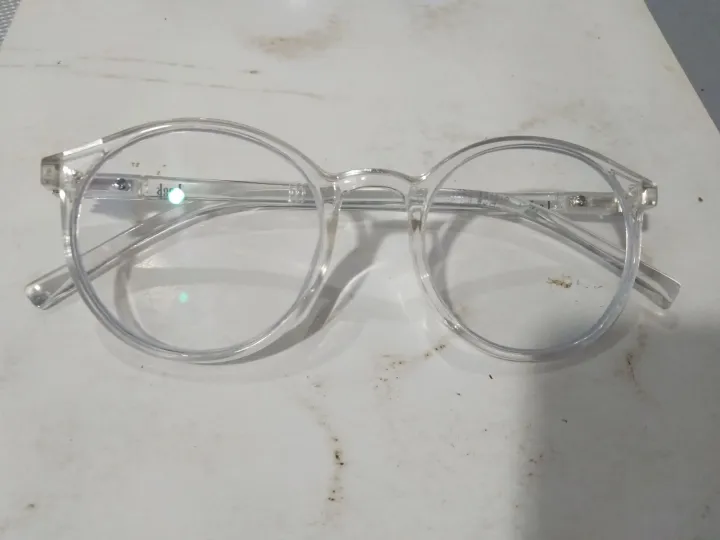 Transparent%20Anti%20Blue%20Light%20Computer%20Glasses%20for%20Enhanced%20Protection%20Fashion%20Glasses%20-%20Image%203
