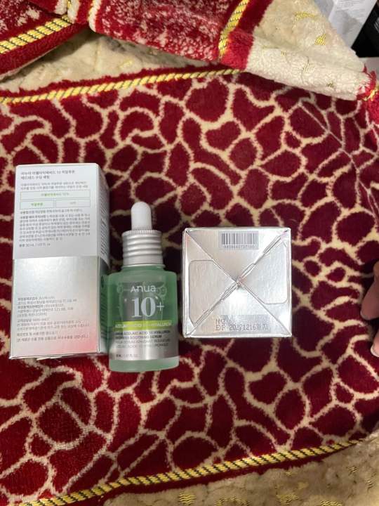 Anua%20Azelaic%20Acid%2010+%20Hyaluron%20Redness%20Soothing%20Serum%20-%20Image%205