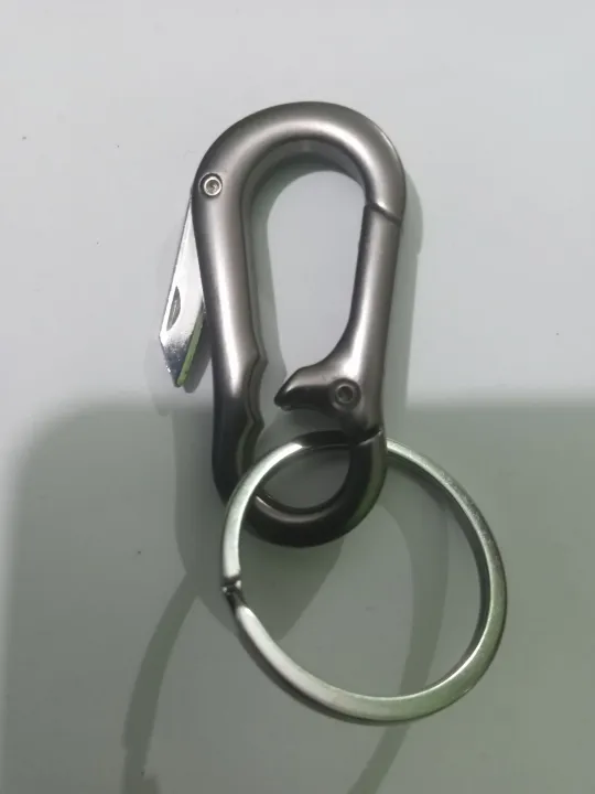 Classic%20Men%20Mini%20Keychain%20Outdoor%20Multi-Functional%202-In-1%20Metal%20Bottle%20Opener%20With%20Two%20Key%20Rings%20For%20Boy%20Gifts%20-%20Image%207