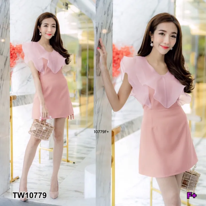 Tw10779%20off%20shoulder%20short%20dress%20with%20fish%20fins%20-%20Image%204