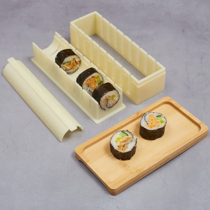 3pcs/set%20Sushi%20Maker%20Equipment%20Kit%20Plastic%20Kimbap%20Sushi%20Rolls%20Mold%20Round%20Square%20Heart-shaped%20Sushi%20Making%20Tools%20Cake%20Roll%20Mold%20-%20Image%204