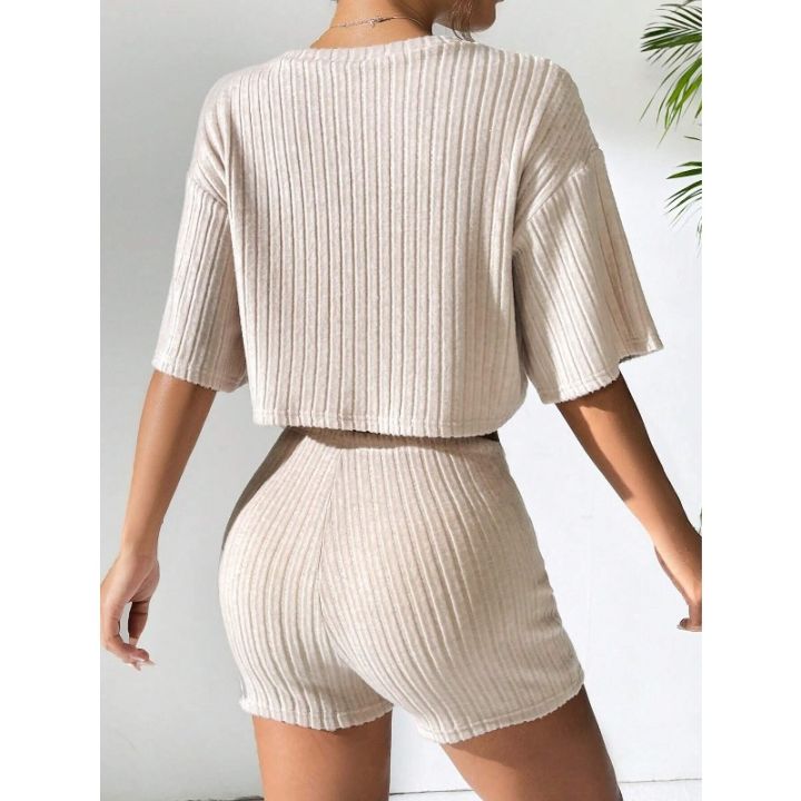 Women's%20Spring%20and%20Summer%20Fashion%20Short%20Crew%20Neck%20T-Shirt%20Top%20Shorts%20Two-piece%20Set%20Women's%20Womens%20Two%20Peice%20Sets%20-%20Image%206