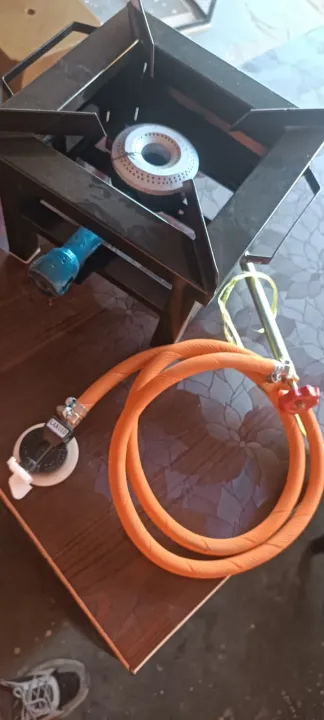 Bhatti%20Chulo%20Set%20With%20Pipe%20And%20Regulator%20-%20Image%203