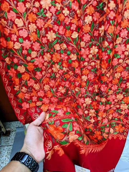 Orginal%20Kashmiri%20Poshmina%20Shawl%20For%20Women%20-%20Image%202