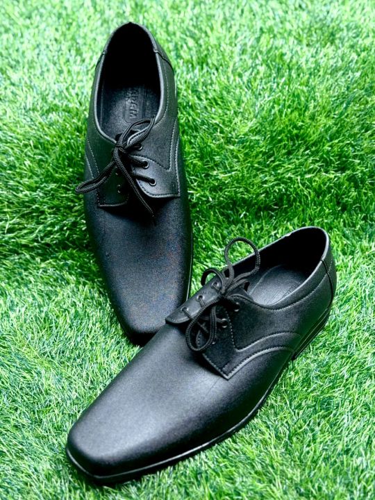 Rubber%20Waterproof%20Lacing%20Shoes%20-%20Image%202
