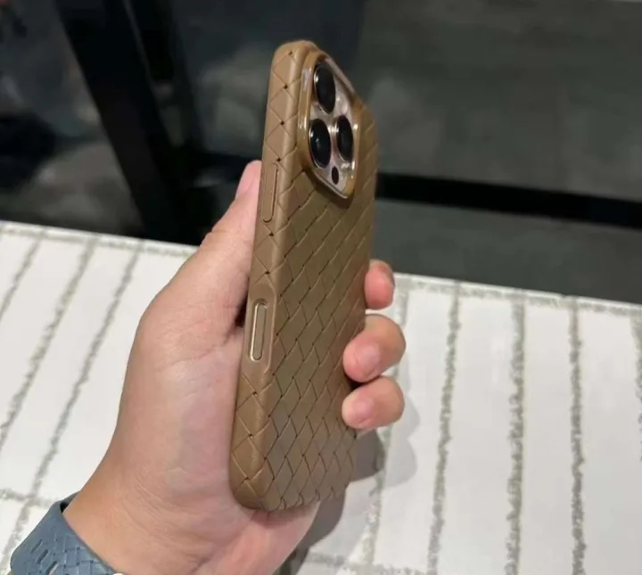 Premium%20Woven%20Leather%20Feel%20Case%20for%20iPhone%2016/16%20Pro/16%20Plus/16%20Pro%20Max-%20Durable,%20Stylish,%20and%20Shockproof%20Protection"%20-%20Image%207