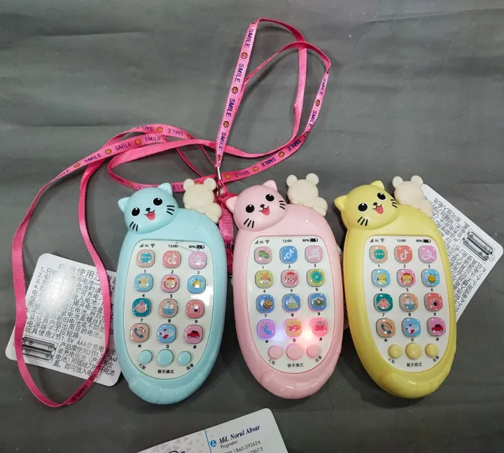 Baby%20Cell%20Phone%20Toy%20with%20Music%20and%20Light%20for%20Learning%20and%20Early%20Education%20-%20Image%204