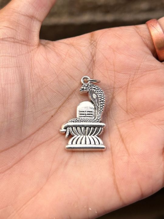 Hindu%20Religion%20item%20Silver%20Color%20Locket%20%20-%201%20ps%20-%20Image%202
