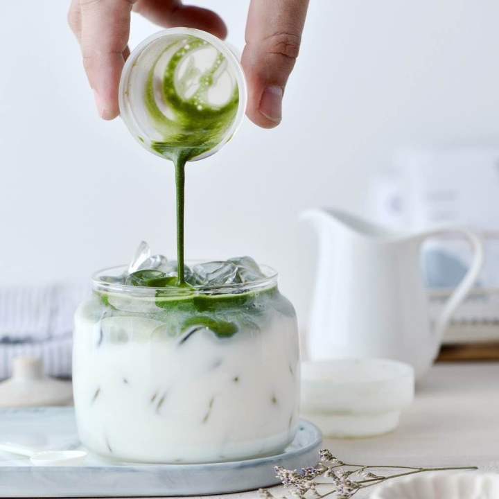 Matcha%20mini%20shaker%20bottle%20matcha%20shaker%20bottle%20-%20Image%204