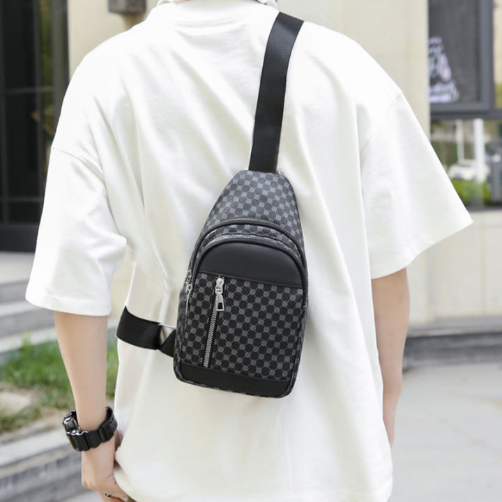 Neutral%20Style%20Functional%20Chest%20Bag%20for%20Women%20and%20Men%20with%20Patchwork%20Dot%20Design,%20Suitable%20for%20Business%20Single-Shoulder%20Bags%20-%20Image%205