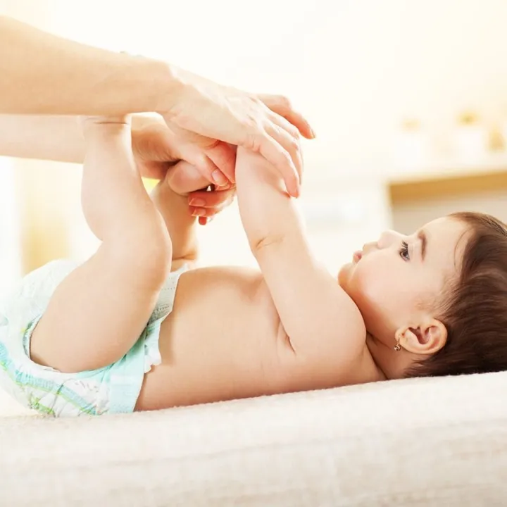 Neocare%20Baby%20Diaper%20Newborn%20(0%E2%80%934kg)%20%7C%2020%20Pcs%20%7C%20Ultra%20Soft%20&%20Super%20Absorbent%20%7C%20Breathable%20Baby%20Diaper%20%7C%20Leak%20Guard%20%7C%20Comfortable%20Newborn%20Disposable%20Diapers%20-%20Image%202
