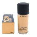 Mac Studio Fix Fluid SPF 15 Foundation NC20.