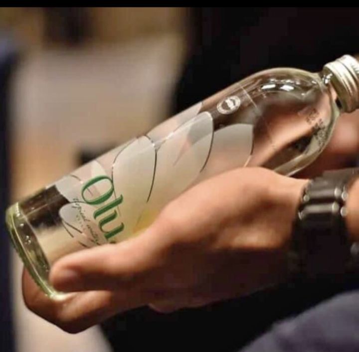 Olu%20water%20bottle%20625%20ml%20glass%20water%20bottle%20-%20Image%203