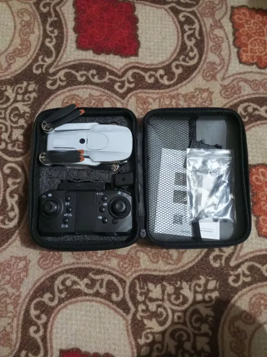 P14%20Pro%20Drone%20%E2%80%93%204K%20Dual%20Camera%20%7C%20Foldable%20Drone%20with%20Smart%20Features"%20-%20Image%203