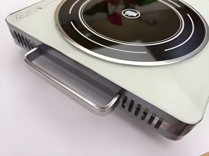 Silver%20Crest%20Electric%20Ceramic%20Infrared%20Cooker%203500W%20%E2%80%93%20Touch%20Panel%20&%20Knob%20Control%20%E2%80%93%20Stainless%20Steel%20Body%20Glass%20Top%20%E2%80%93%20All%20Cookware%20Compatible%20%E2%80%93%20Induction%20Hot%20Plate%20%E2%80%93%20Electric%20Stove%20for%20Kitchen%20Cooking%20%E2%80%93%20Fast%20Heating%20%E2%80%93%201%20Year%20Warranty%20-%20Image%206