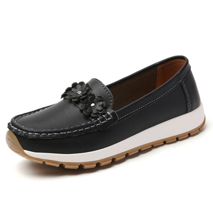 Women's%20casual%20flat%20shoes,%20100%20genuine%20leather%20shoes,%20lightweight%20spring%20and%20summer%20loafers,%20walking%20mom%20shoes%20-%20Image%202