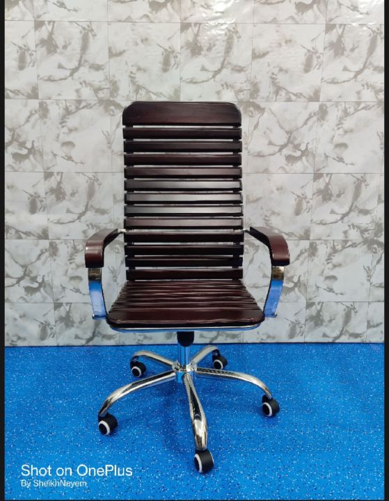 (FP-M-137-Ss)%20Executive%20Mahogany%20wood%20Best%20Quality%20Boss%20Chair%20-%20Image%206