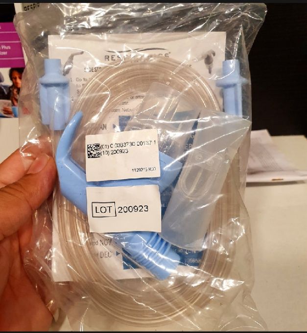 Nebulizer%20Machine%20Mini%20%E2%80%93%20Phillips%20Respironics%20InnoSpire%20Portable%20Compressor%20Nebulizer%20-%20Image%205