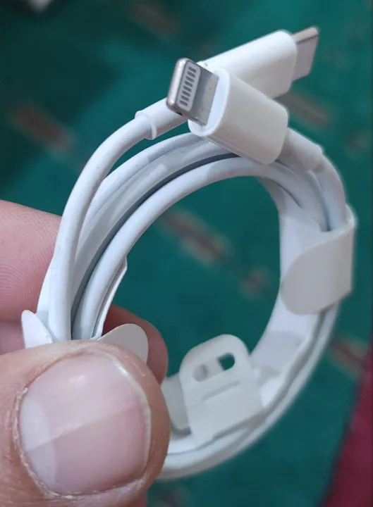 PD%20to%20iPhone%20Fast%20Charging%20Cable%20Type%20C%20to%20Lightning%20High%20Quality%20Data%20Sync%20Cable%20with%20480Mbps%20Transfer%20Speed%20-%20Image%202