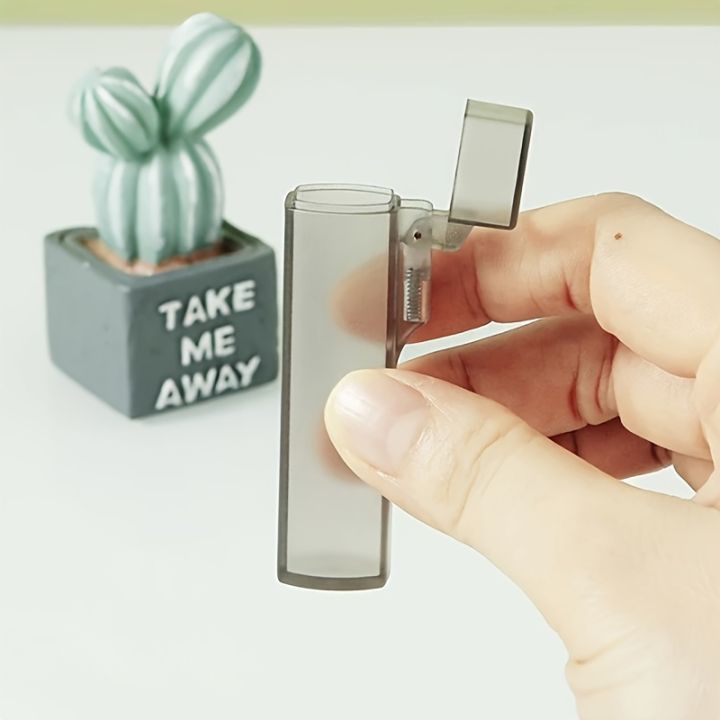 Portable%20Plastic%20Toothpick%20Case%20-%20Clear%20Toothpick%20Holder%20for%20Outdoor%20Travel,%20Kitchen,%20and%20Restaurant%20Supplies%20-%20Image%205