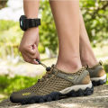 Fashion Hiking Shoes, Suitable for Hiking in the Mountains, Comfortable to Wear. Soft Soles with Good Grip.. 