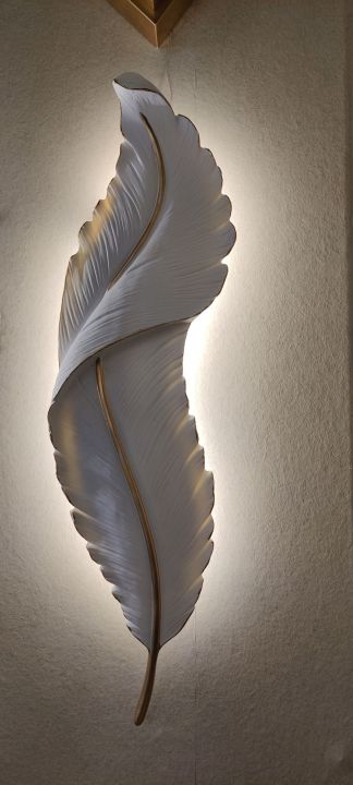 Feather%20wall%20Lamp%20-%20Image%203