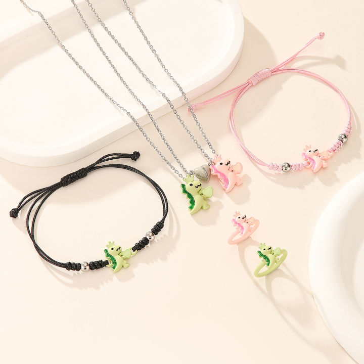 6-Piece%20Set%20Glowing%20Heart%20Dinosaur%20Couple%20Necklace%20Bracelet%20Ring%20Set%20Cute%20Luminous%20Crown%20Accessories%20for%20Valentine's%20Day%20%20-%20Image%206