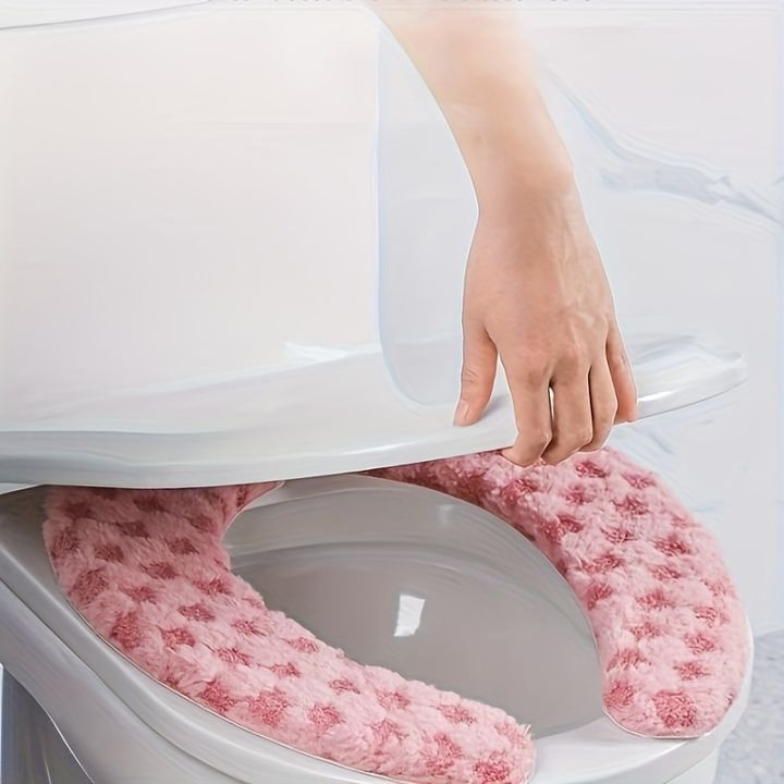 Thick%20and%20Warm%20Toilet%20Seat%20Cushion%20Cover%20-%20with%20Sticky%20Toilet%20Seat%20Cushion%20-%20Washable%20and%20Reusable%20Mat%20for%20Winter%20-%20Image%202