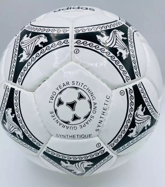 Etrusco%20Unico%20Football%20Fifa%20World%20Cup%201990%20Official%20Soccer%20Match%20Ball%20Size%205%20-%20Image%204