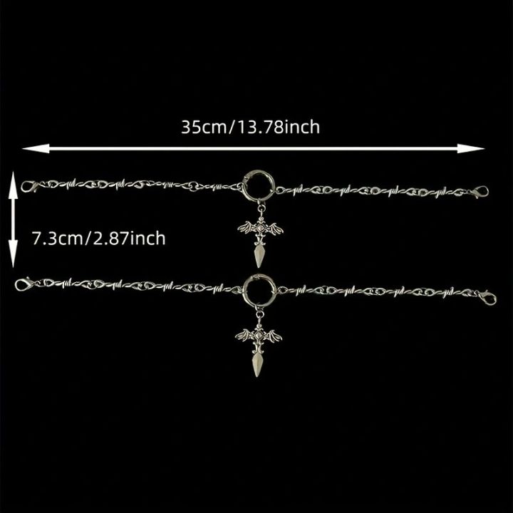 2Pcs%20Gothic%20Retro%20Spear%20Shaped%20Pendant%20Boot%20Chain%20Silver%20Metal%20Detachable%20Shoe%20Chain%20punk%20Boot%20Decoration%20Accessories%20-%20Image%204