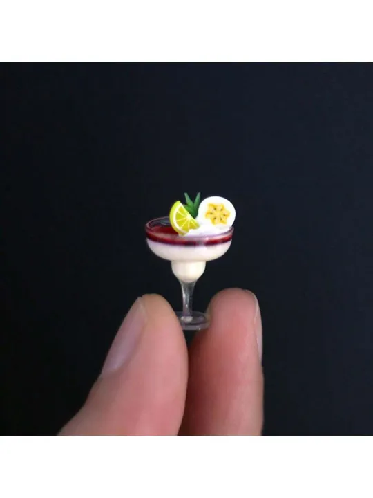 1:12%20Scale%20Miniature%20Simulation%20Goblet%20Yogurt%20&%20Ice%20Cream%20Cup%20Dollhouse%20Accessories%20Scene%20Ornaments%20-%20Image%203